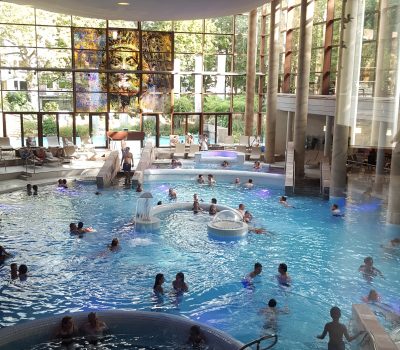 Carolus Thermen – Entspannung in historischen Thermalquellen